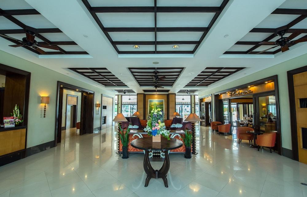 Hotel Pontefino Batangas Exterior photo